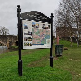 Cavalier metal interpretation display