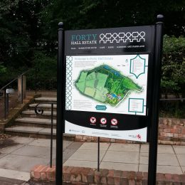 Richmond metal entrance sign